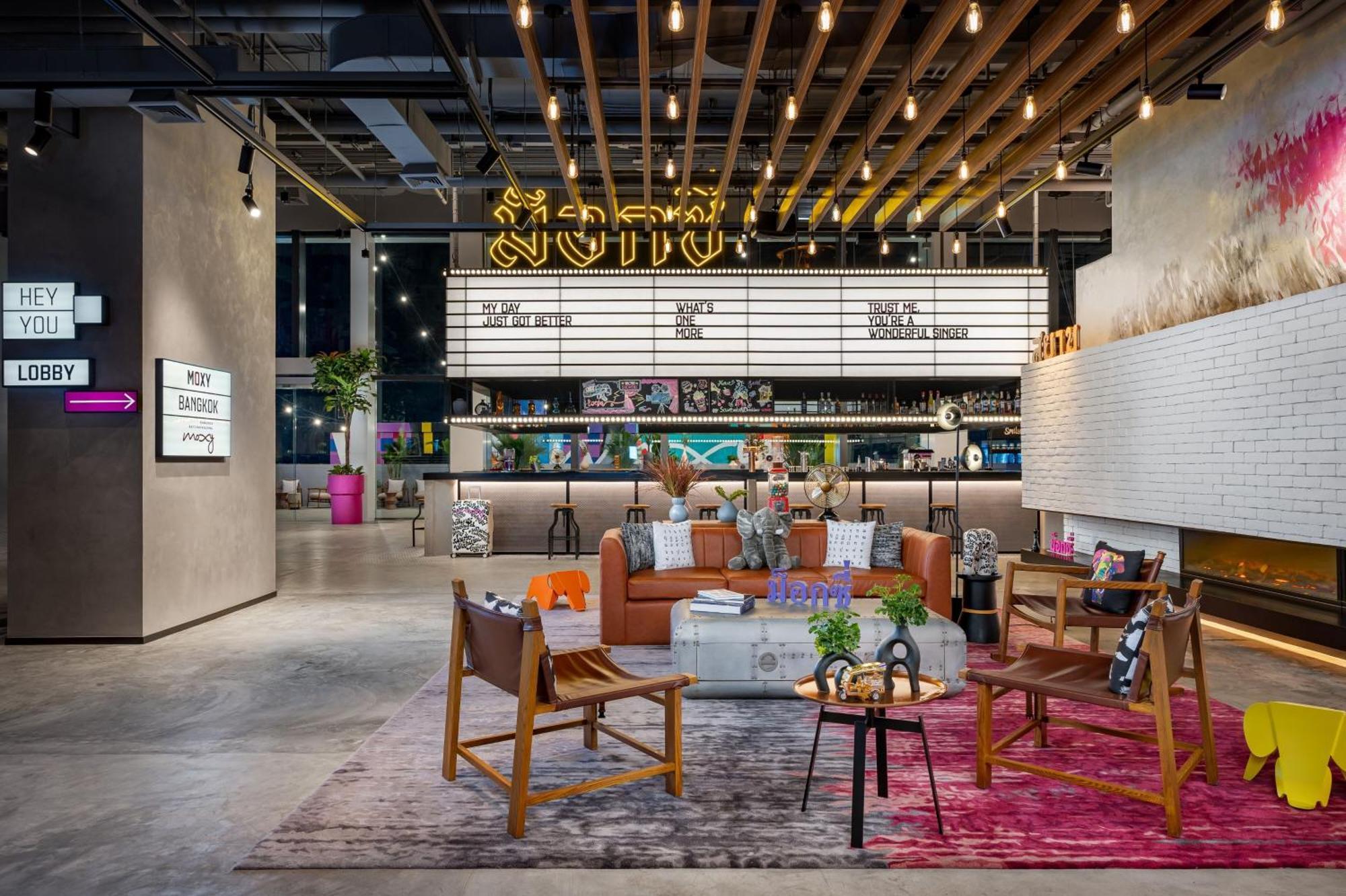 Moxy Bangkok Ratchaprasong Banguecoque Exterior foto