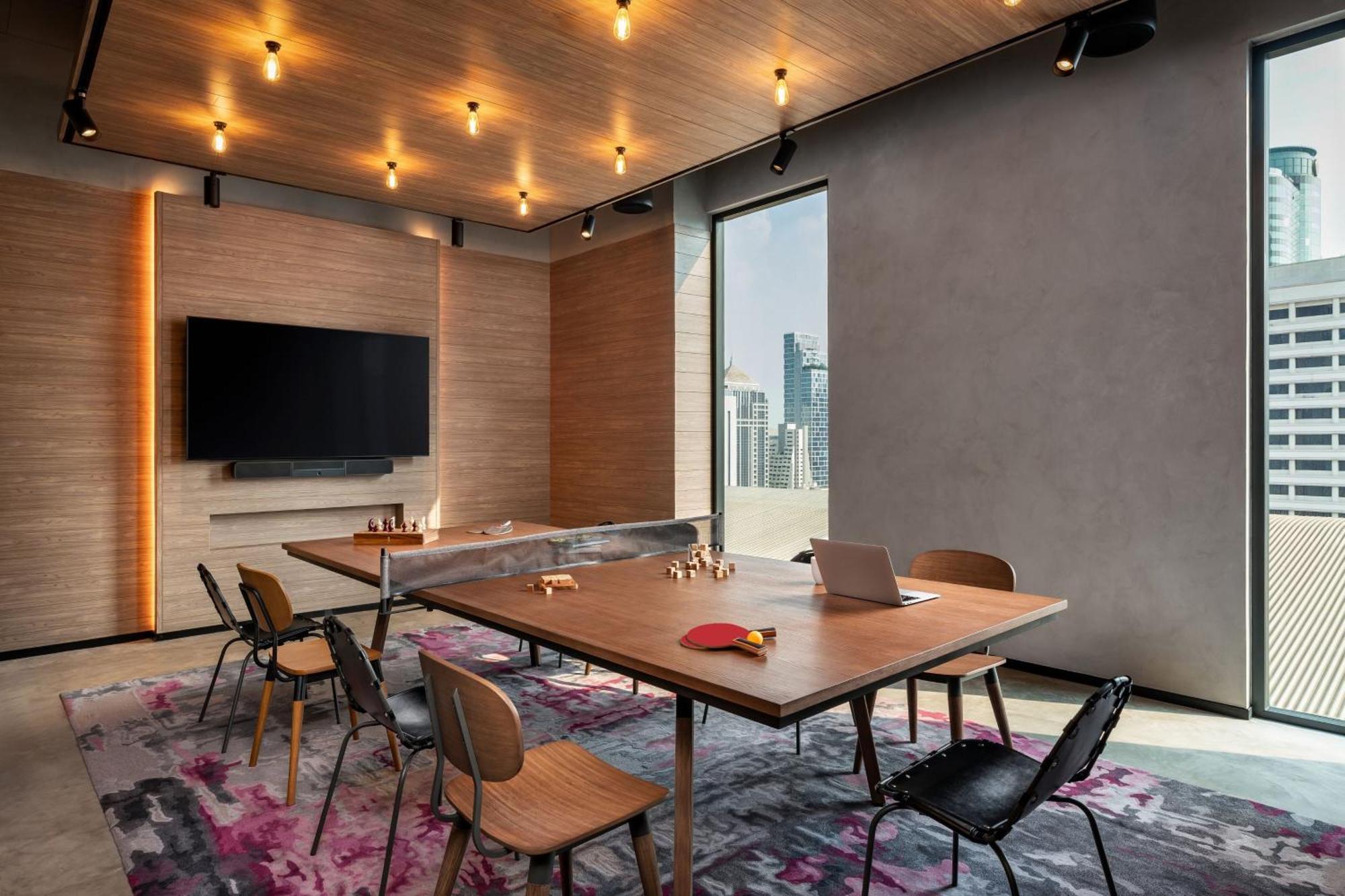 Moxy Bangkok Ratchaprasong Banguecoque Exterior foto