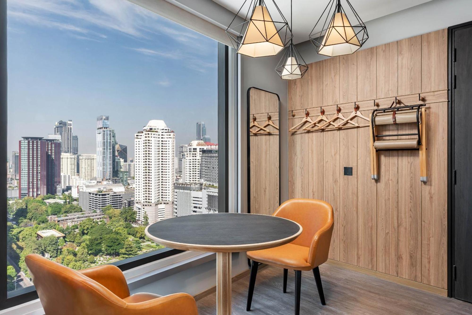 Moxy Bangkok Ratchaprasong Banguecoque Exterior foto